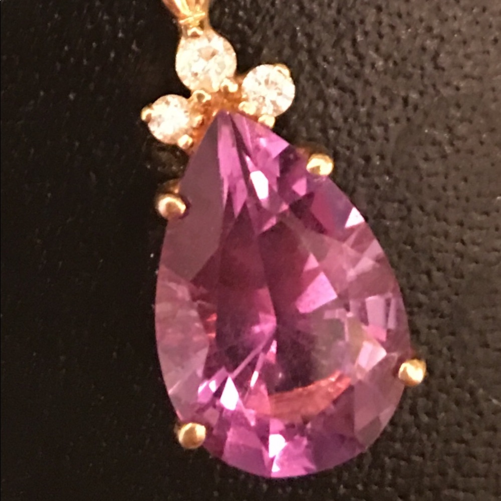 Beautiful amethyst and diamond pendant